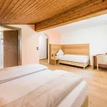 Hotell Kuenstleralm Kaprun