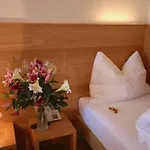Hotell Kuenstleralm 3*