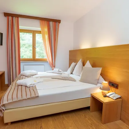 Kuenstleralm 3*