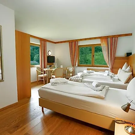 Kuenstleralm 3*