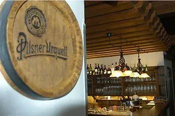 Hotel Kuenstleralm