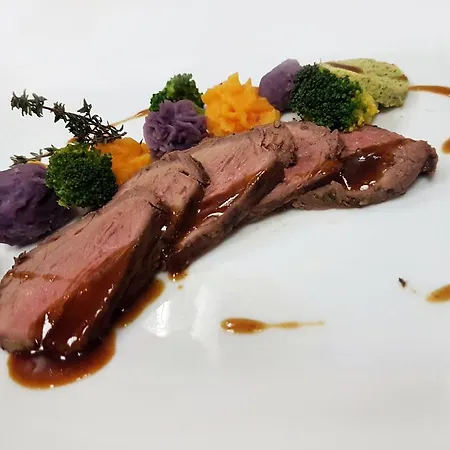 Kuenstleralm 3* カプルーン