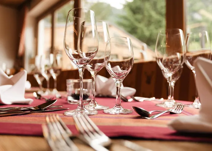 كنستيلرآلم فندق 3*